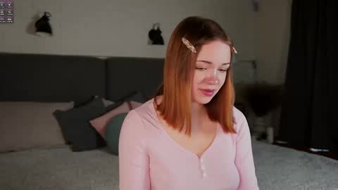 Kiss Moon online show from February 19, 1:21 pm