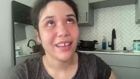 Kiss  Currency online show from March 2, 8:04 pm