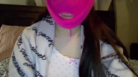 Snapshot of kissandtell1357 chatting on October 16, 4:06 pm kissandtell1357 online show from October 16, 4:06 pm