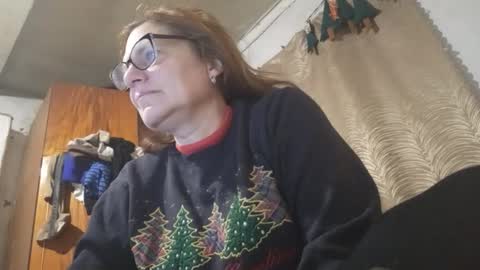 kissandvibe online show from November 12, 8:44 pm