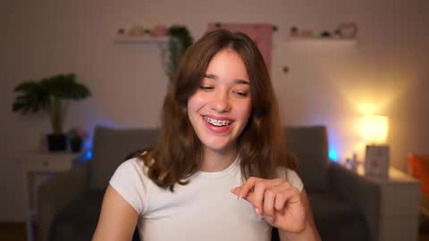 Sisi online show from November 15, 7:37 pm