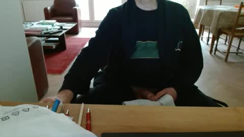 kisslog1 online show from April 12, 3:38 pm