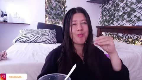 Helena and Brad online show from June 9, 6:51 pm