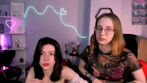 kitniss online show from February 4, 1:59 pm