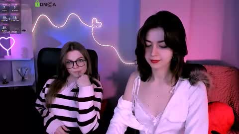 kitniss online show from January 31, 8:39 pm