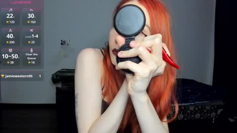 Kitsune online show from December 12, 7:37 pm