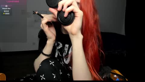 Kitsune online show from January 11, 8:10 pm