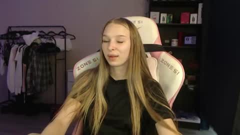 kitsuneyX online show from July 18, 12:56 am