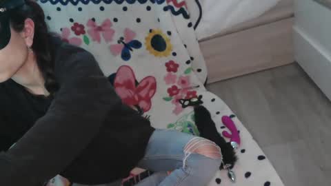 kitten likes mambo online show from December 14, 11:34 pm