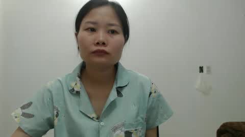 kitti_baby2x online show from April 12, 8:18 am