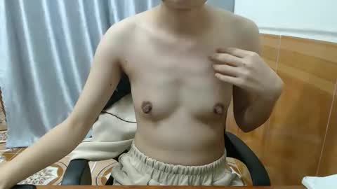 kitti_baby2x online show from February 5, 9:35 am