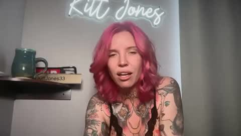 kittjones33 online show from June 20, 4:57 pm