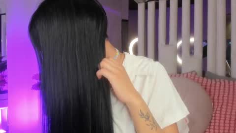 Snapshot of kitty_eliffe chatting on October 3, 11:13 pm kitty online show from October 3, 11:13 pm