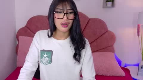 Kitty  online show from April 25, 4:14 am