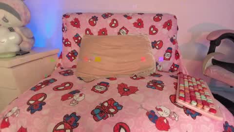 kitty_kryss online show from May 11, 4:15 pm