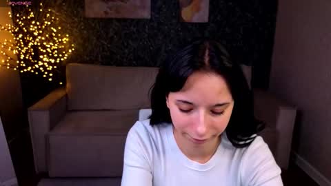 kitty online show from March 15, 9:02 am