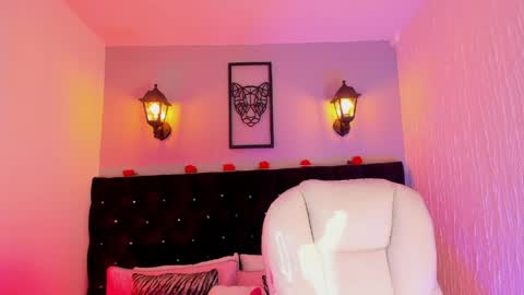 kitty_rose01 online show from April 24, 5:20 am