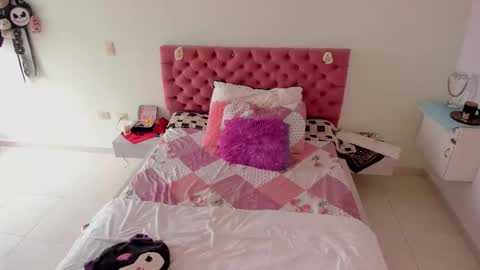 KittyChanel online show from November 6, 5:38 pm