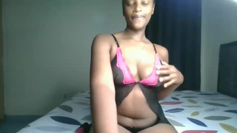 Kittypettite online show from April 4, 9:38 am