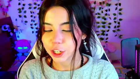 Kittyuwu  online show from November 21, 7:45 pm