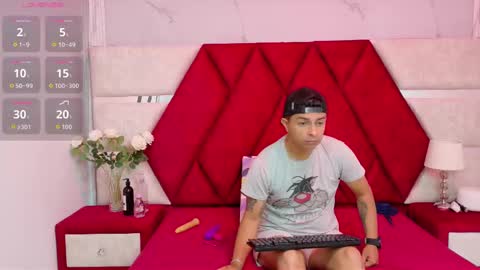 Snapshot of kity_spiderr chatting on September 22, 12:20 pm Luisa y Jairo online show from September 22, 12:20 pm