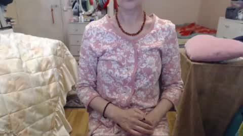 KiuminBerry online show from June 16, 1:59 pm