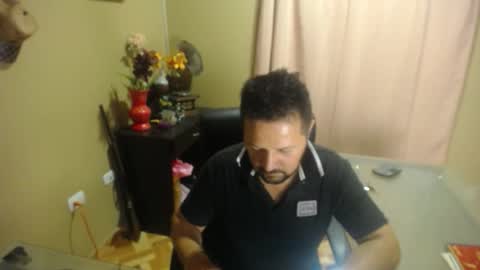 Klarck  online show from November 24, 12:31 am