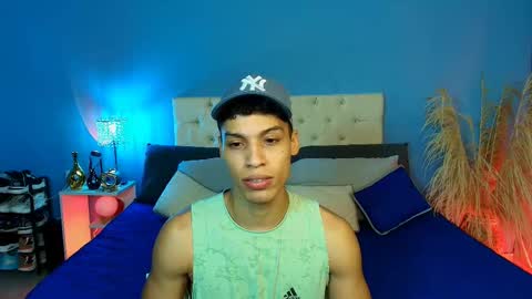 klaton__ online show from October 31, 11:27 pm