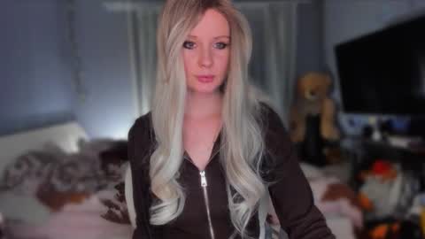 Klementinafanslyklementina6661 online show from February 15, 8:40 pm