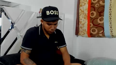 klever_haston online show from December 1, 11:36 pm