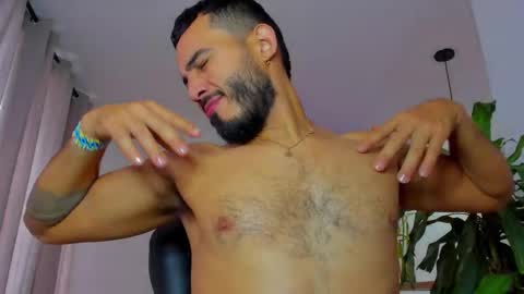 klinsmannwalton online show from October 16, 12:49 pm