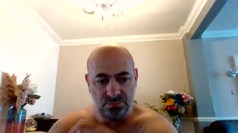 knickerwhipper online show from June 5, 2:00 pm