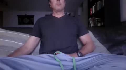 Knight3975 online show from April 13, 7:45 am