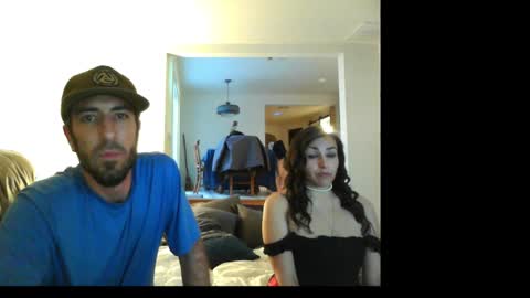 Snapshot of knkycpl4realnsty chatting on February 13, 3:35 pm knkycpl4realnsty online show from February 13, 3:35 pm
