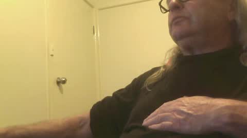 knobout online show from July 14, 11:48 am