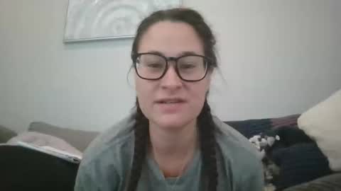 Snapshot of ko_rides chatting on September 29, 2:05 pm ko_rides online show from September 29, 2:05 pm