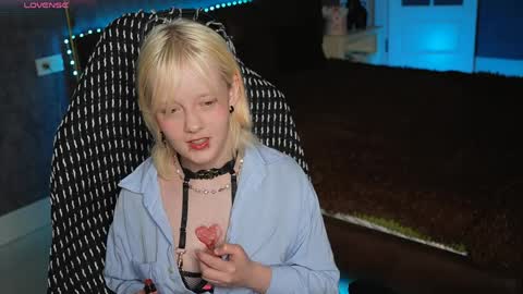Kofi online show from April 22, 10:28 pm