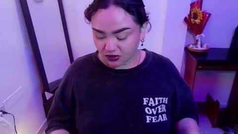 camila online show from March 17, 5:45 am