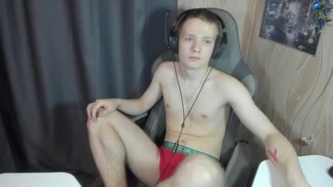 Snapshot of konnor_deviant chatting on February 26, 5:35 am konnor_deviant online show from February 26, 5:35 am