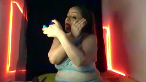 koralmum online show from February 18, 2:00 am