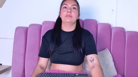 koralxxx online show from March 12, 1:26 pm