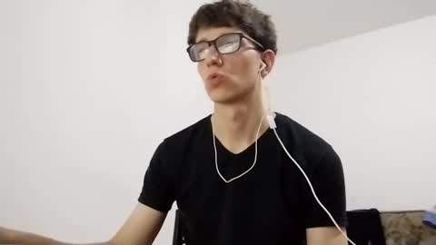 Facu online show from January 5, 9:03 pm