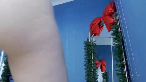 kriskras__ online show from January 16, 5:49 am