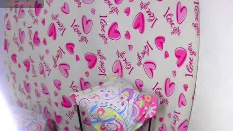 krissone online show from September 13, 10:45 pm