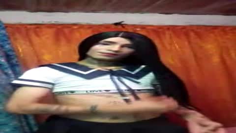 Snapshot of krisstal703358 chatting on September 14, 7:10 am krisstal703358 online show from September 14, 7:10 am