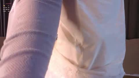 Sarah online show from January 17, 1:15 am