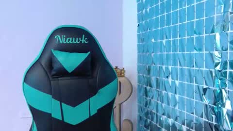 kristel_lee online show from October 24, 3:02 pm