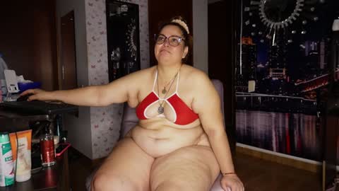 Snapshot of kristenhill1 chatting on December 19, 2:56 am Kristen online show from December 19, 2:56 am