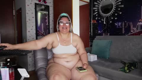 Snapshot of kristenhill1 chatting on February 4, 4:08 pm Kristen online show from February 4, 4:08 pm