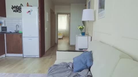 Kristi online show from September 11, 11:33 am